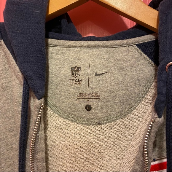 Patriots Nike Long Zip-up Hoodie - Picture 2 of 6